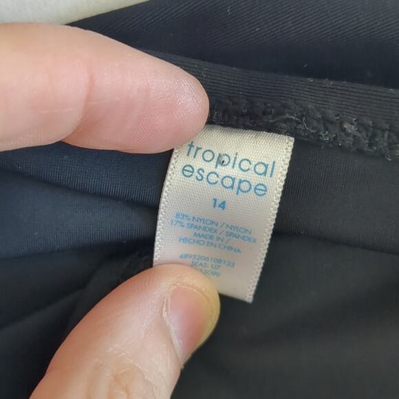 Tropical Escape bright geometric pattern tankini and skort set size 14 - Picture 2 of 5